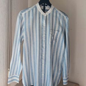 This Chaps shirt is a women's size medium button-up top in blue and white stripe